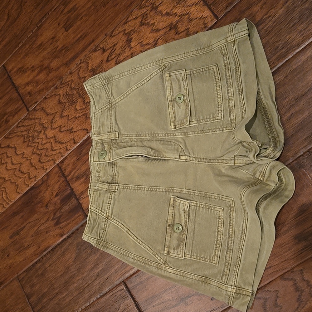 American Eagle Stretch Cargo Pocketed Shorts